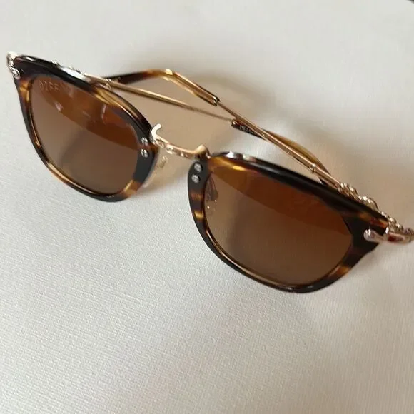 Gryffindor Unisex 46mm Polarized Sunglasses by 
DIFF  NWT Collectors Series - Picture 17 of 17